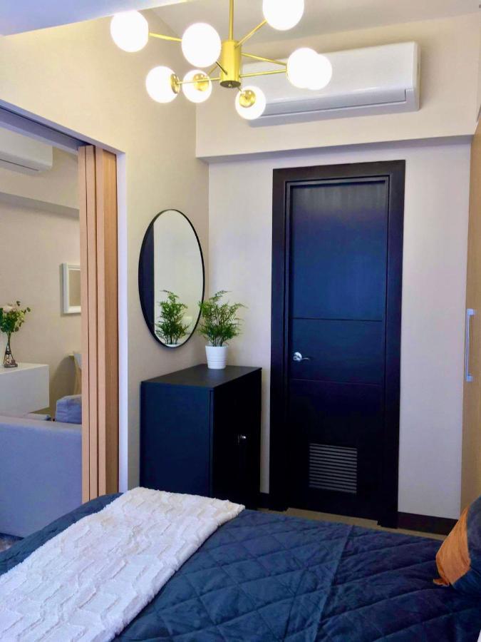 Daniella'S Modern & Cozy Suite In Uptown Bgc Manila Esterno foto