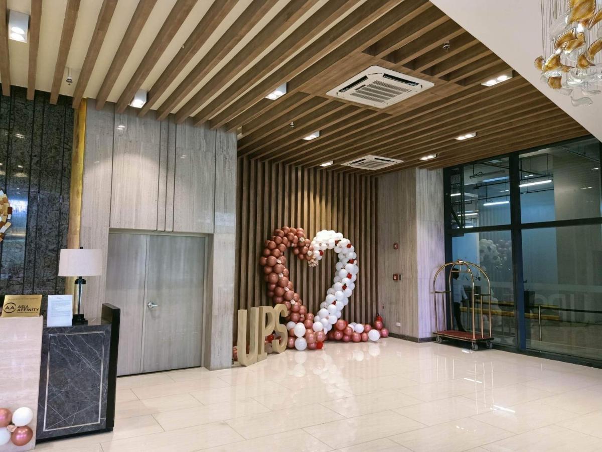 Daniella'S Modern & Cozy Suite In Uptown Bgc Manila Esterno foto