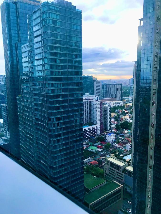 Daniella'S Modern & Cozy Suite In Uptown Bgc Manila Esterno foto
