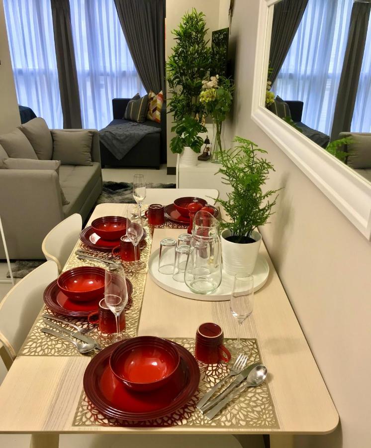Daniella'S Modern & Cozy Suite In Uptown Bgc Manila Esterno foto