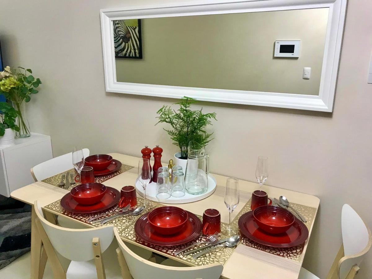 Daniella'S Modern & Cozy Suite In Uptown Bgc Manila Esterno foto
