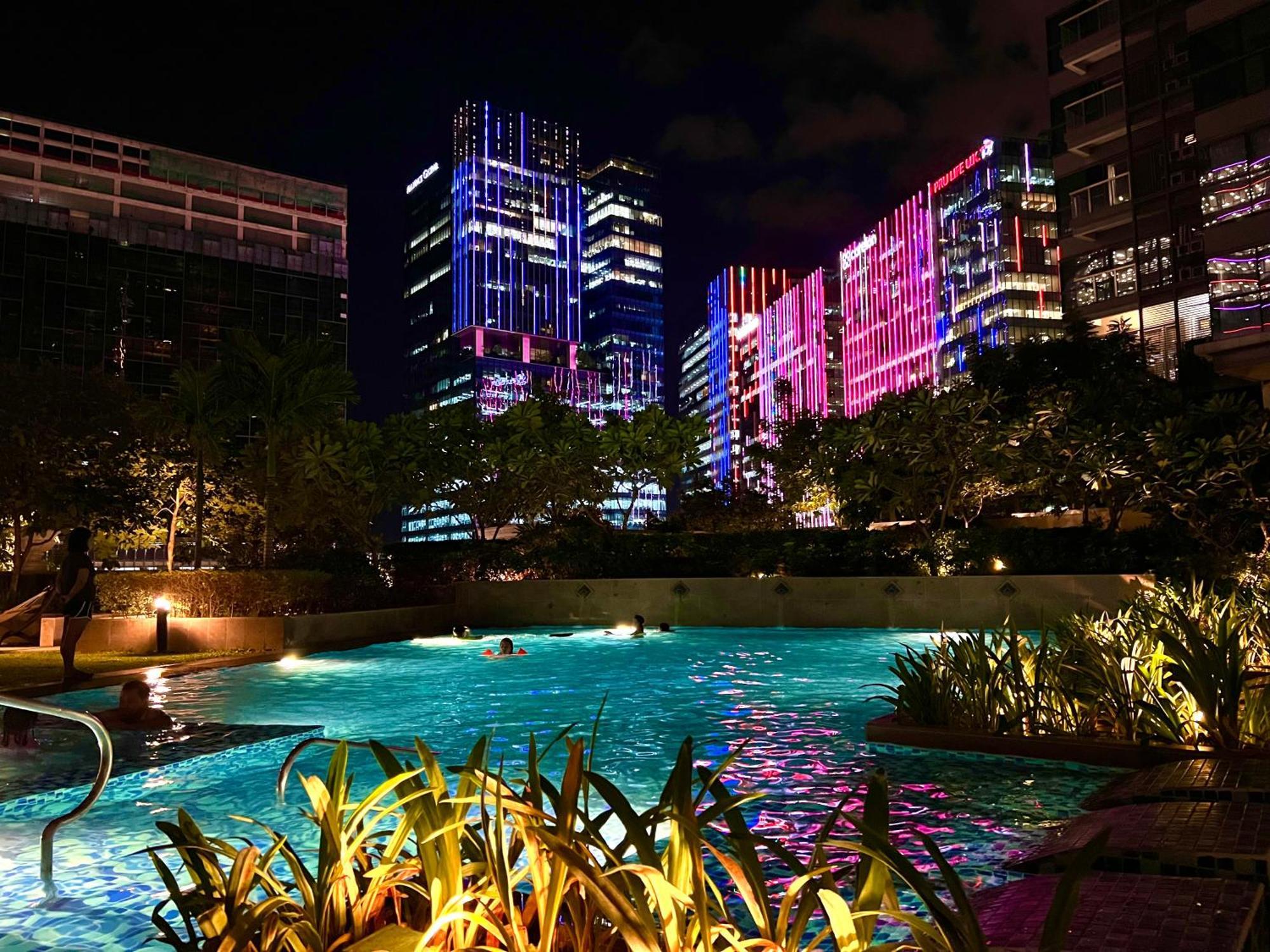 Daniella'S Modern & Cozy Suite In Uptown Bgc Manila Esterno foto